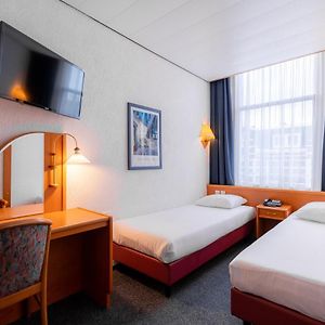 Kleine Kamer met Twee Aparte Bedden